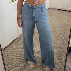 Highwaisted baggy straightlegged Jeans
